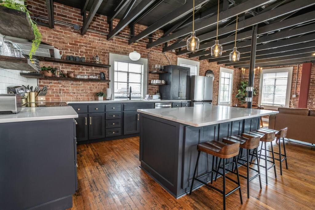 The Loft At 113 - Gateway To The North Texas Hill Country Apartman Muenster Kültér fotó